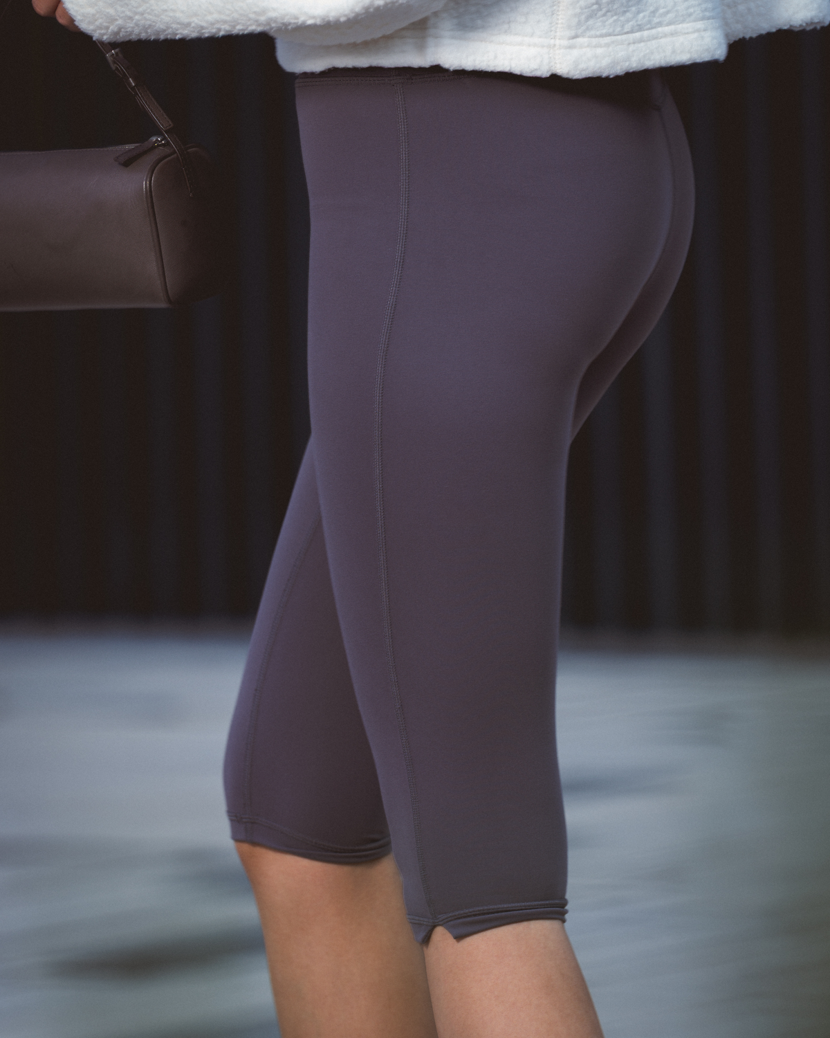 Classic Slit Capris