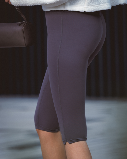 Classic Slit Capris